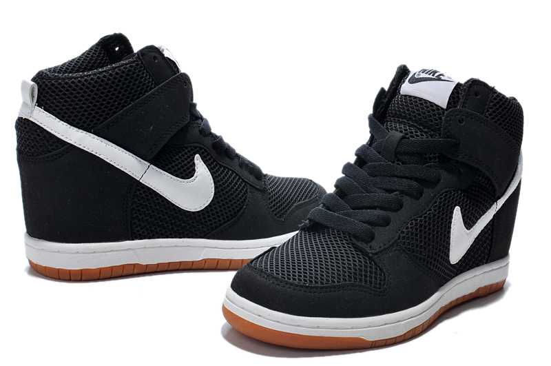 Nike Dunk Sky Hi marque vendre basket sport